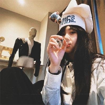 热恋彩虹岛 海报
