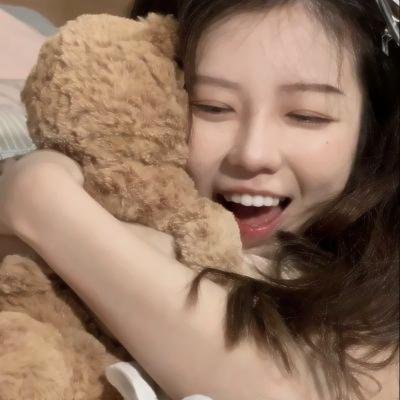 监听 海报
